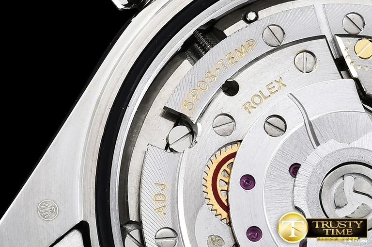 0413 RDD0207C – DayDate SunProtective 674